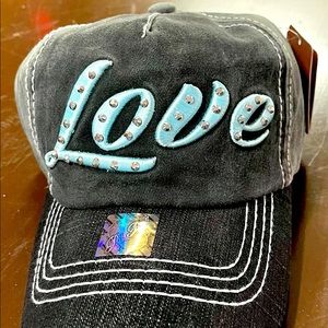 Love Hat Baabe!